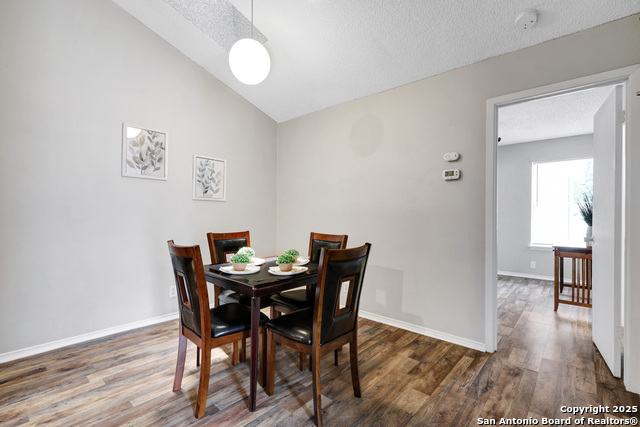 Image 11 of 48 For 6310 Worchester Knolls