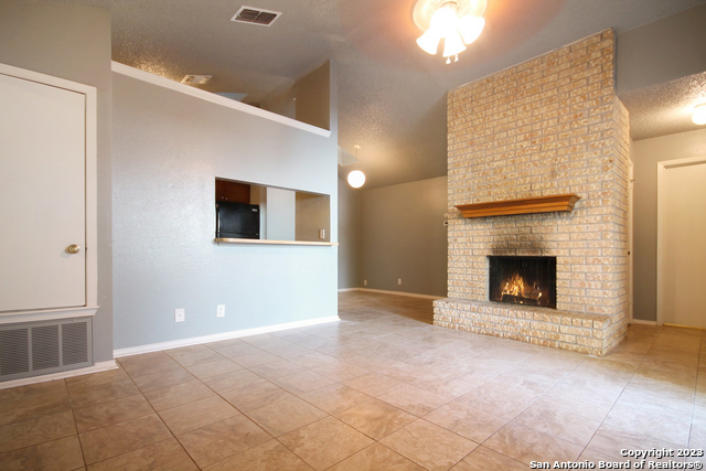 Image 29 of 48 For 6310 Worchester Knolls