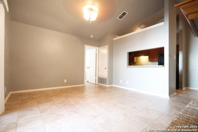 Image 33 of 48 For 6310 Worchester Knolls
