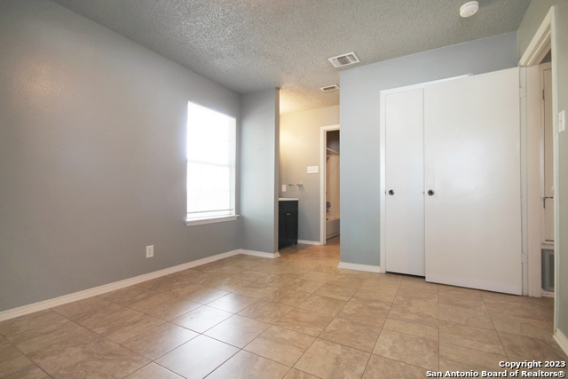 Image 35 of 48 For 6310 Worchester Knolls
