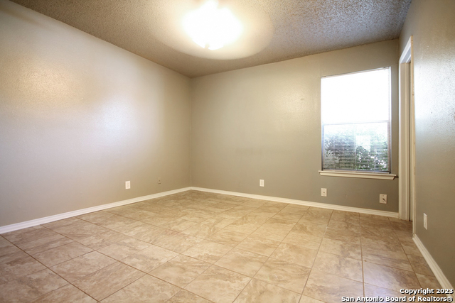 Image 38 of 48 For 6310 Worchester Knolls