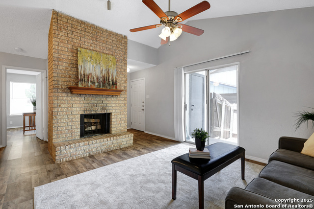 Image 4 of 48 For 6310 Worchester Knolls