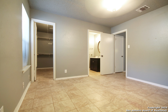 Image 40 of 48 For 6310 Worchester Knolls