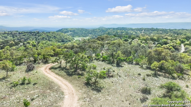 Listing photo id 6 for 830 Dunners Mountain Drive
