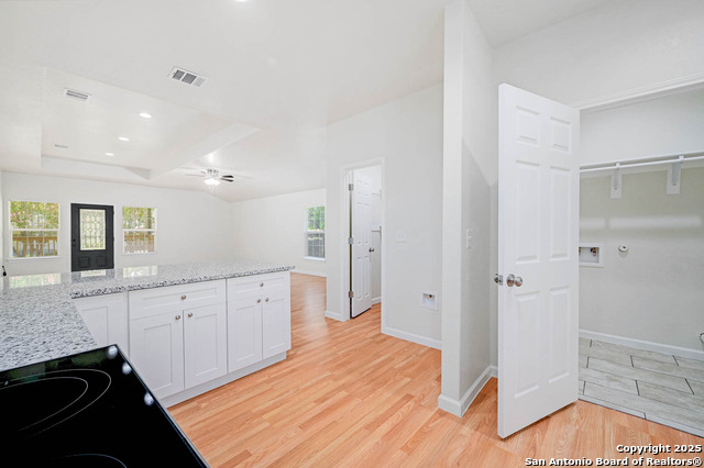 Listing photo id 11 for 111 Bailey