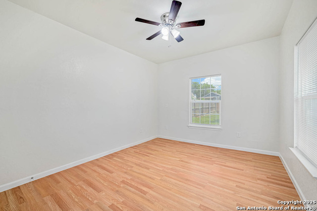 Listing photo id 12 for 111 Bailey