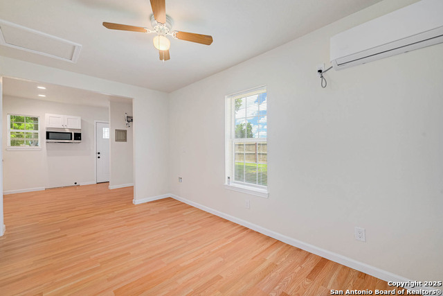Listing photo id 24 for 111 Bailey