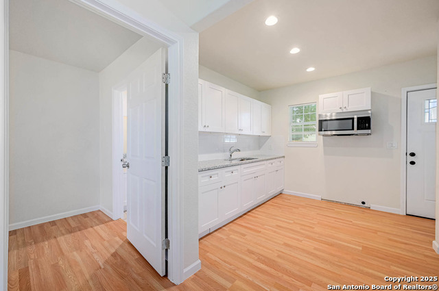 Listing photo id 25 for 111 Bailey
