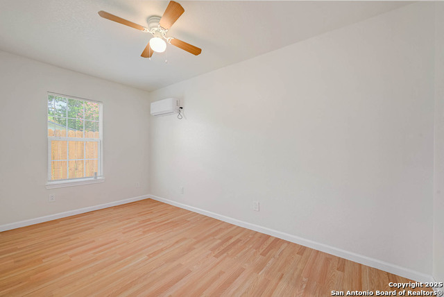 Listing photo id 26 for 111 Bailey