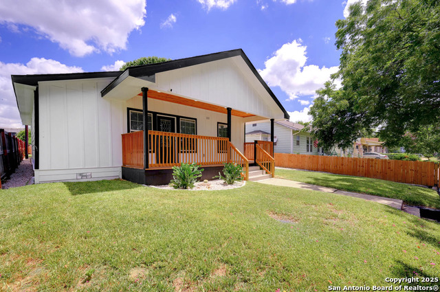 Listing photo id 3 for 111 Bailey