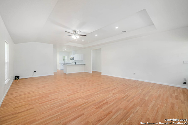 Listing photo id 7 for 111 Bailey