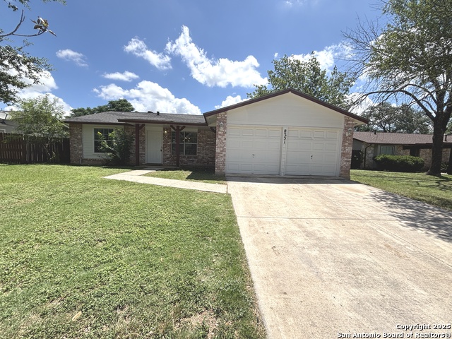 Image 2 of 14 For 8231 Meadow Forest