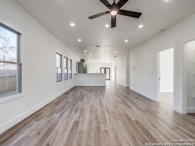 Image 10 of 35 For 938 Dawson St