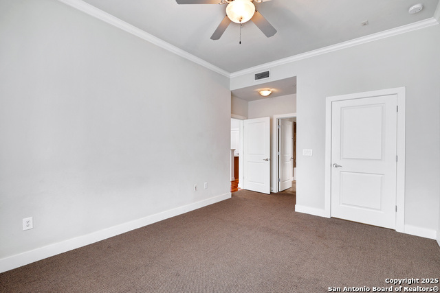 Image 16 of 34 For 7342 Oak Manor Dr  4307
