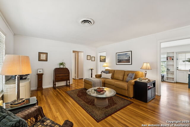 Image 10 of 50 For 740 Morningside
