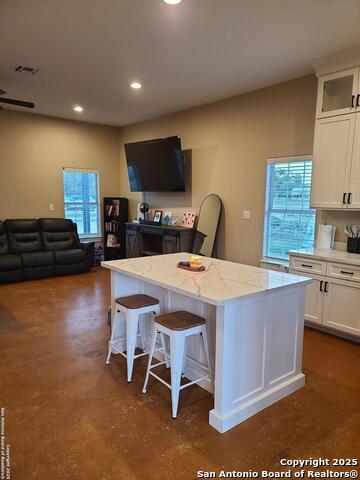 Listing photo id 11 for 301 Pickford