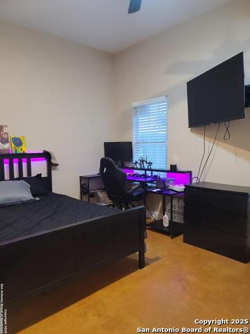 Listing photo id 20 for 301 Pickford