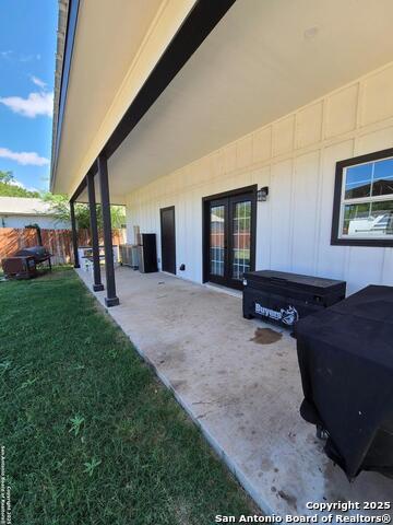 Listing photo id 3 for 301 Pickford