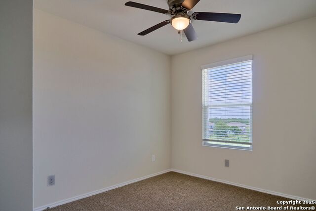 Image 11 of 27 For 482 Abigail  