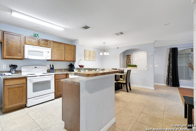 Image 10 of 24 For 7323 Snowden Rd  3308