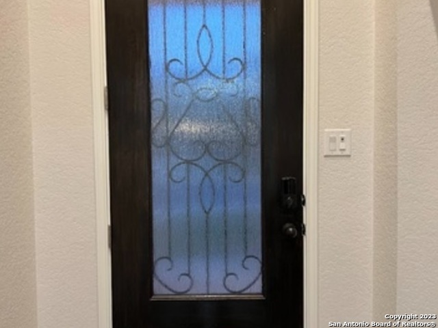 Image 2 of 40 For 2406 Olive Way