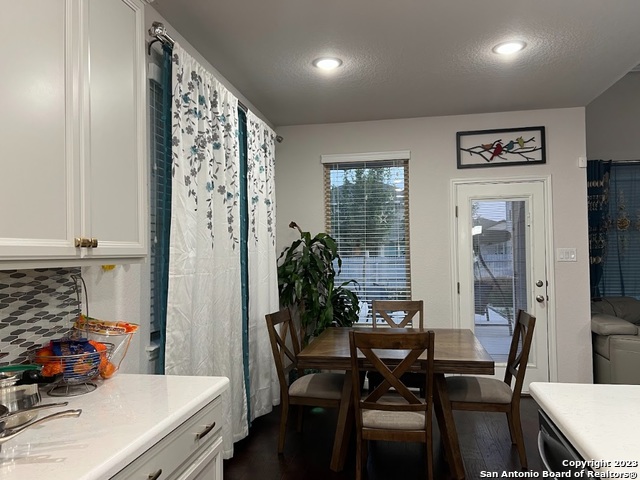 Image 34 of 40 For 2406 Olive Way