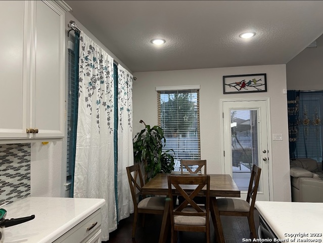 Image 8 of 40 For 2406 Olive Way