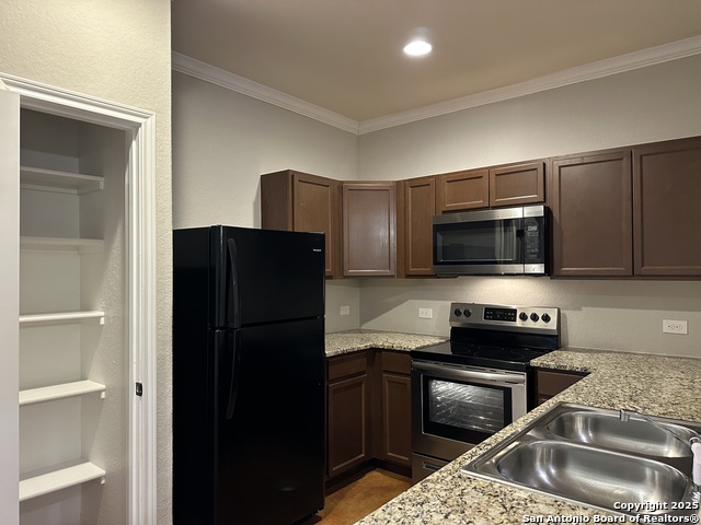 Image 36 of 48 For 14111 Veneto Drive