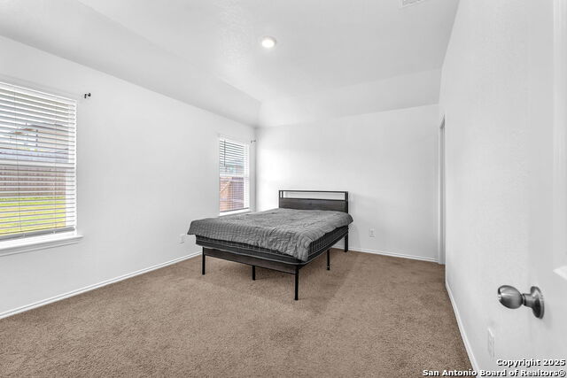 Listing photo id 22 for 3407 Angus Crossing