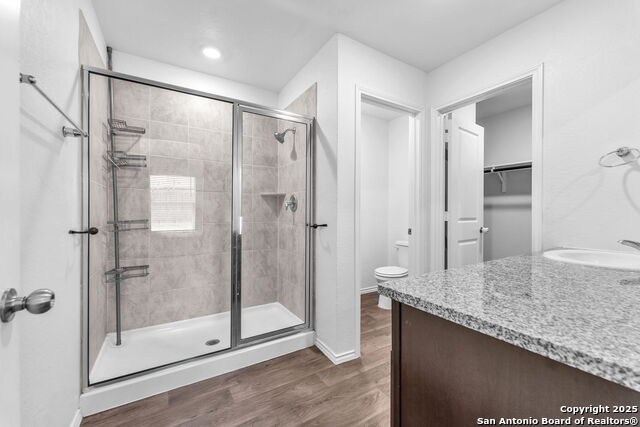 Listing photo id 25 for 3407 Angus Crossing