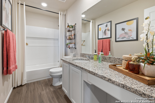 Image 12 of 26 For 425 Lina Way