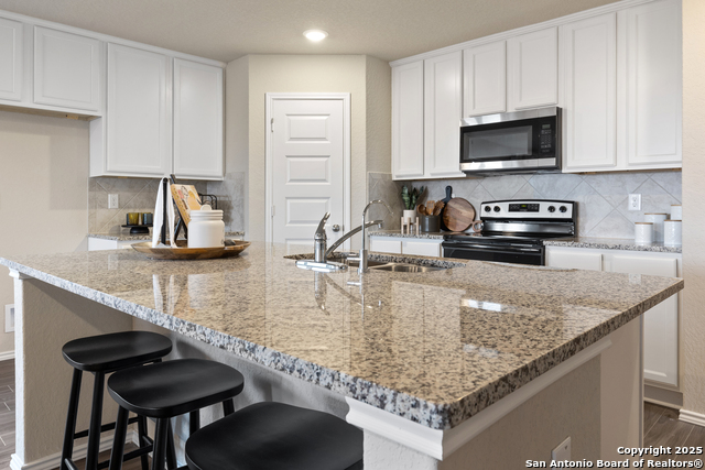 Image 7 of 26 For 425 Lina Way