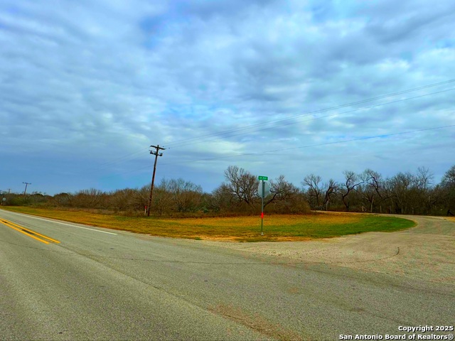 Image 11 of 13 For Tbd Ih 35 N