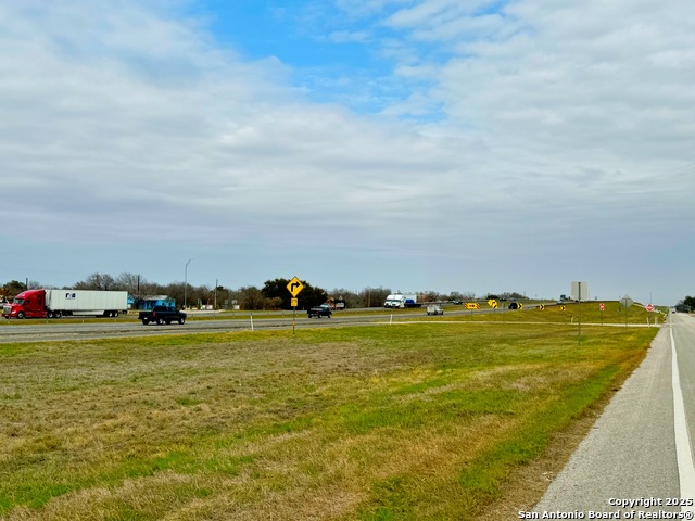 Image 3 of 13 For Tbd Ih 35 N