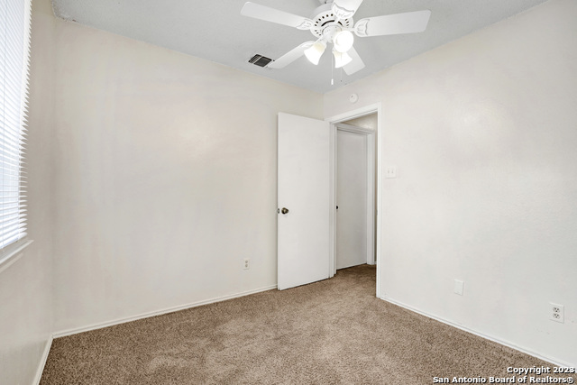Image 17 of 21 For 7204 Hardesty