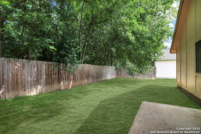 Image 19 of 21 For 7204 Hardesty