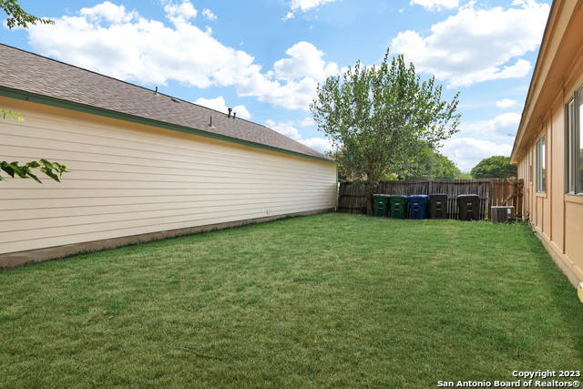 Image 20 of 21 For 7204 Hardesty