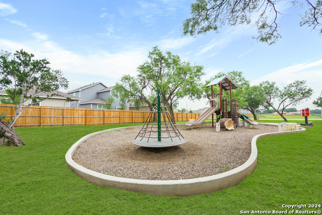 Image 18 of 21 For 4931 Blue Ranch