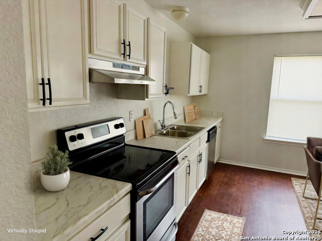 Listing photo id 3 for 11127 Ballard Peak