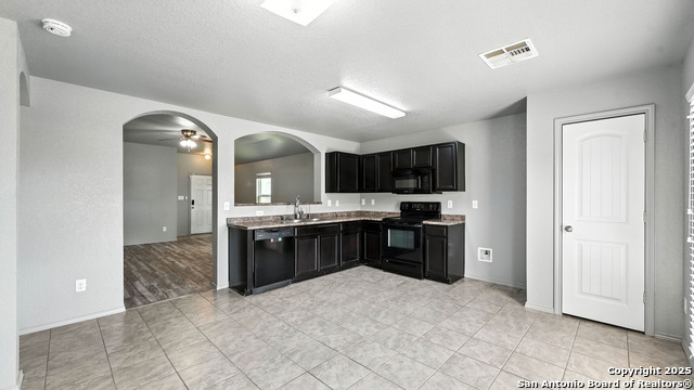Image 8 of 16 For 1029 Bromley