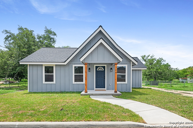 Details for 304 Westmeyer, Poth, TX 78147