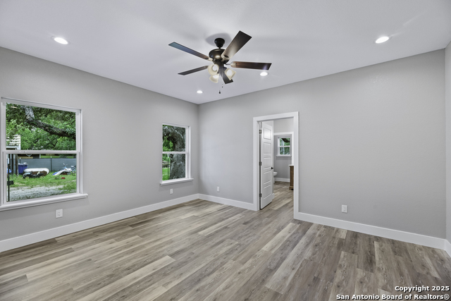 Image 17 of 28 For 304 Westmeyer