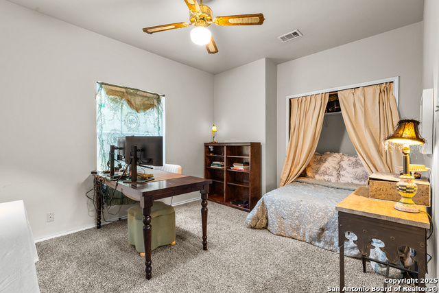 Image 11 of 50 For 19418 Encino Summit
