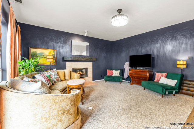Image 14 of 50 For 19418 Encino Summit