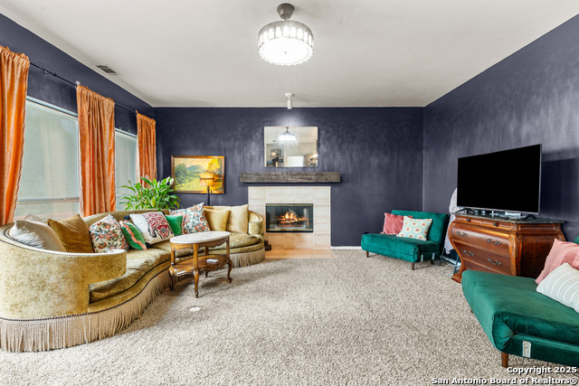 Image 15 of 50 For 19418 Encino Summit