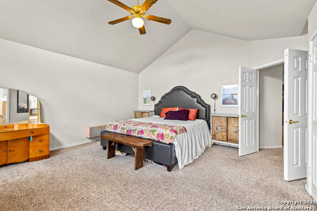 Image 23 of 50 For 19418 Encino Summit