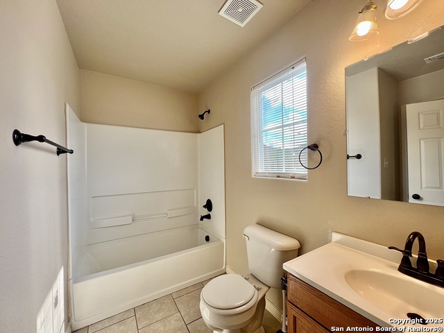 Image 12 of 16 For 5027 Flipper Dr
