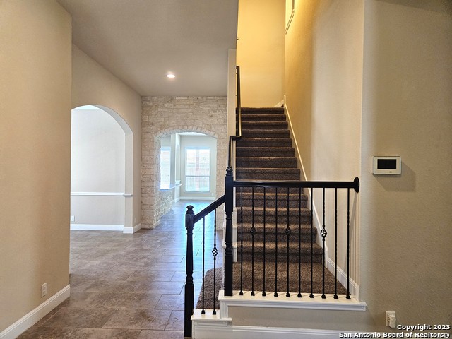Listing photo id 15 for 816 Alpino