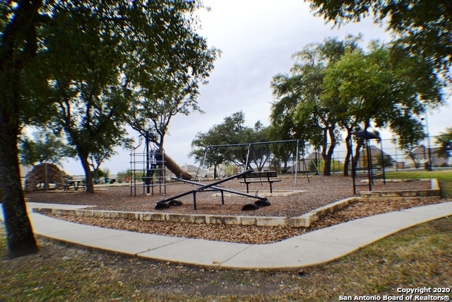 Listing photo id 33 for 816 Alpino