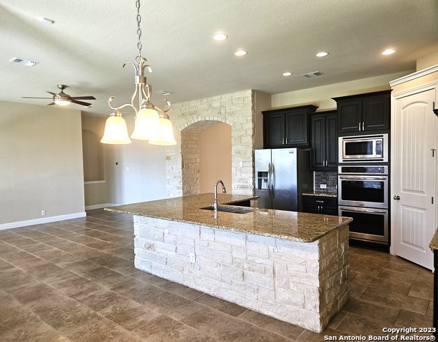 Listing photo id 2 for 816 Alpino